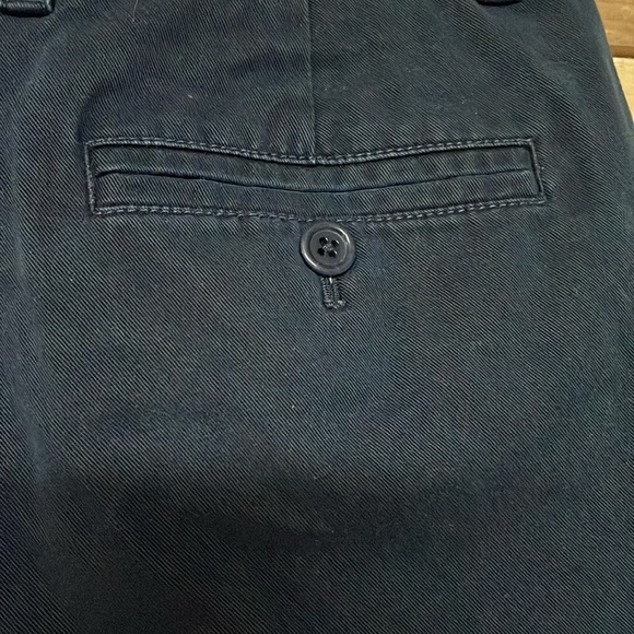 J. Crew size 00 Navy Blue Chino Low-rise 3.5”Shorts with Front and Back Pockets - Picture 6 of 10